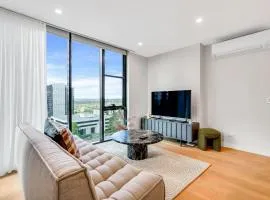 Lux 1 bedroom Executive Apt in Box Hill