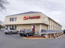 Econo Lodge Near Quantico Marine Base，位于邓弗里斯的酒店