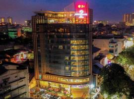 Hermes Palace Hotel Medan，位于棉兰棉兰机场 - MES附近的酒店
