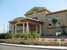 Holiday Inn Express & Suites Fredericksburg