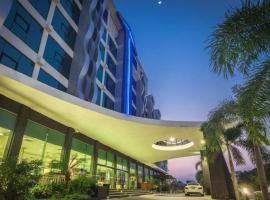 Alvarez Hotel，位于Ban Khok Wat的酒店
