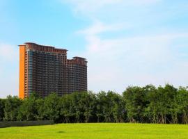 Mangrove Tree Resort World Qingdao，位于黄岛的度假村