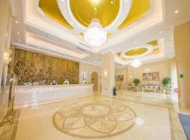 Vienna Classic Hotel Qingyuan Taihe Ancient Cave Scenic Area