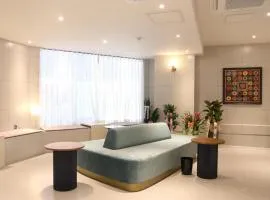 Changwon Brown dot Hotel Palyong