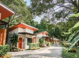 Baan Klang Suan Resort