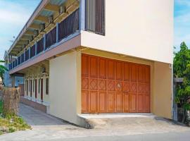 OYO 92704 Pondok Bunga Lily，位于加拉旺的酒店