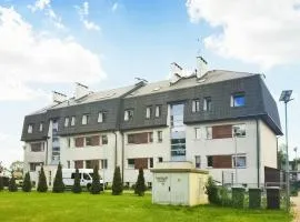 Gorgeous Apartment In Nowe Warpno