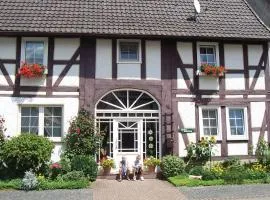 Stunning Apartment In Oberwesergieselwerder