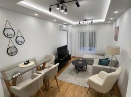 Apartman Star Lux，位于比耶利纳的酒店