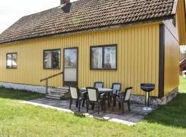 2 Bedroom Awesome Home In Löttorp
