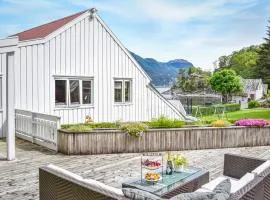 希伯内斯芬维克II号公寓