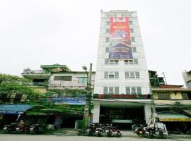 New Moon Hotel，位于河内东大的酒店