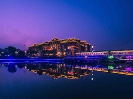 Tong Que Tai Jinling Hotel Tongling Anhui，位于Tongling的酒店