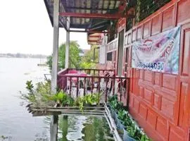 Baan Bon Homestay Amphawa