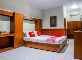 OYO 1673 Hotel Taman Mangkubumi Indah，位于打横的酒店