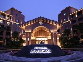 Emerald Bay Hotel