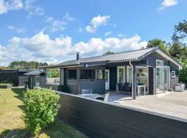 Gorgeous Home In Knebel With Sauna