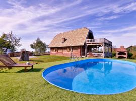 Nice Home In Popovaca With Jacuzzi，位于Popovača的酒店