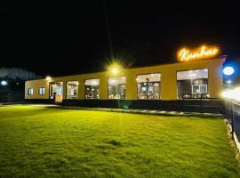 kunhar resorts，位于Bālākot的酒店
