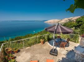 Stunning Apartment In Stara Baska，位于斯塔拉巴斯卡的酒店