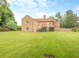 Meadow Farmhouse