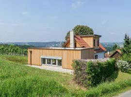 Schoenes Ferienhaus Straden，位于Straden的酒店