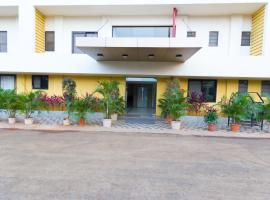 Hotel Grand Ashwin Executive by Nashik Nest，位于Wādhiware的酒店
