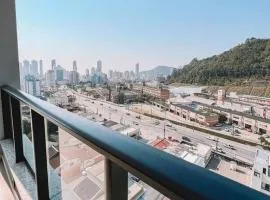 Loft decorado e equipado no Centro de Itajaí-SC