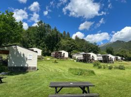 Camping White Rock，位于卡斯特拉讷的露营地