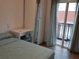 Cozy flat next to Valencia，位于布尔哈索特的酒店