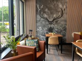 The Lodge，位于贝斯特的酒店