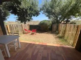 Jolie studio sud jardin et parking privatif