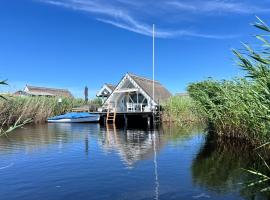 Seehütte Seehaus am Neusiedler See，位于拉斯特的酒店