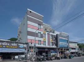 Prasana Residency