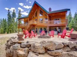 Duck Creek Village Cabin with Deck and Private Hot Tub