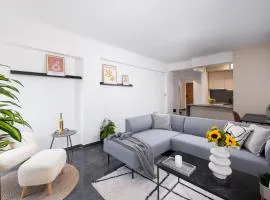 Glyfada First Class Suite by First Class Properties