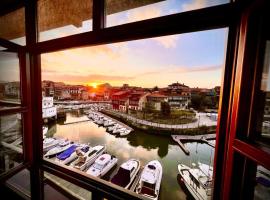 Apartamento El Mirador del Puerto，位于利亚内斯的酒店