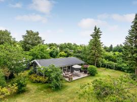 Awesome Home In Ølsted With Kitchen，位于Ølsted的酒店