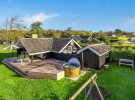 Cozy Home In Egernsund With House A Panoramic View