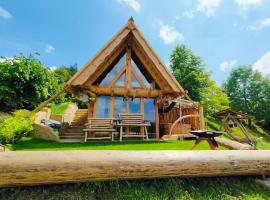 Glamping Lake Bloke，位于诺瓦沃什的酒店