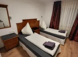 Frankenthal City Apartment mit eigene Bad und Kochmöglichkeit