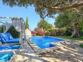 Can Pinoi by Rentallorca