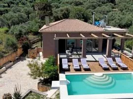 Beautiful Zakynthos Villa - 4 Bedrooms - Villa Silver Prime - Private Pool and Fantastic Views - Akrotiri