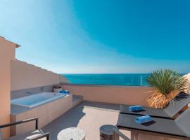 AQUA Hotel Promenade & Spa 4Sup，位于皮内达德马尔的酒店