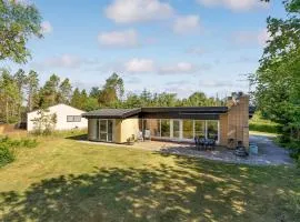 Cozy Home In Vesløs With House Sea View