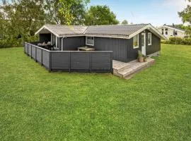 3 Bedroom Awesome Home In Børkop