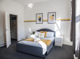 Beautiful Spacious Home From Home - Monthly Offers，位于沃勒西的酒店