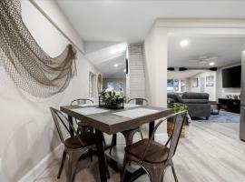 Park Peaks on the Beach Sleeps 12，位于Sylvan Beach的酒店