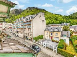 3 Bedroom Nice Apartment In Cauterets