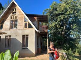 Chameleon Eco Farm Stay and Cultural Tours，位于Lushoto的酒店